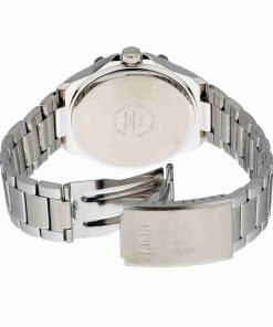 Q&Q A192-202 Analog Wrist Watch for Men - Image 3