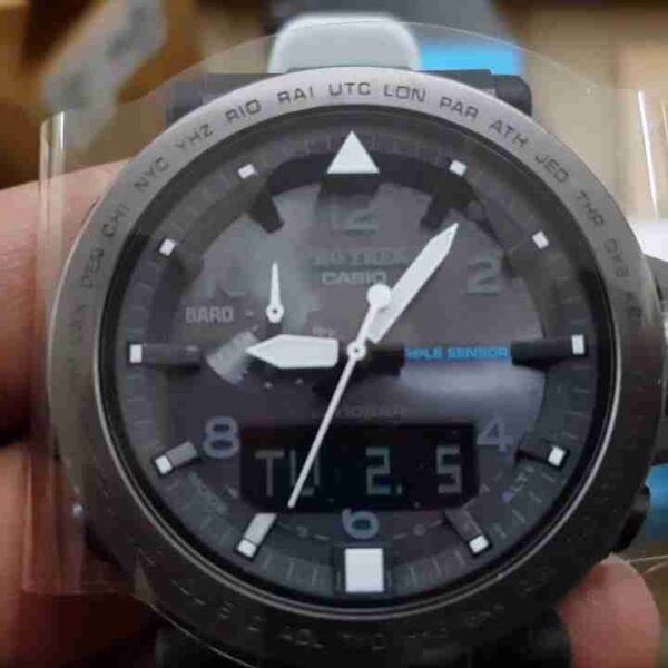 Casio Protrek PRG-650Y-1DR Triple Sensor Wrist Watch - Image 3