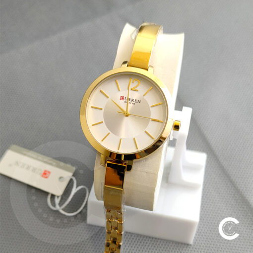 Curren 9012 golden bracelent ladies budget gift watch with white clear analog dial