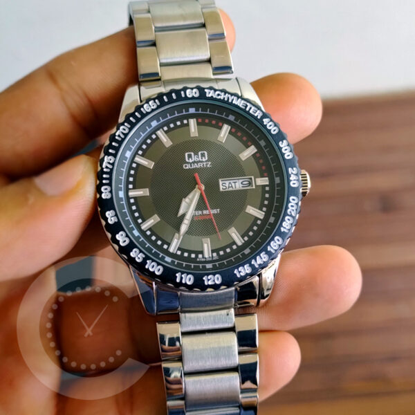 Q&Q A194-202Y black illuminator dial silver stainless steel chain men's dress watch