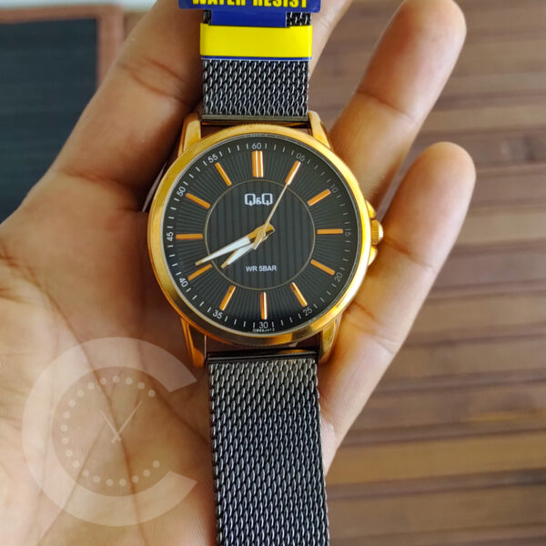 q&q by citizen japan QB66J412Y model black mesh strap gents dress watch