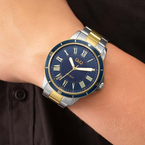 Q&Q blue dial men's gift watch