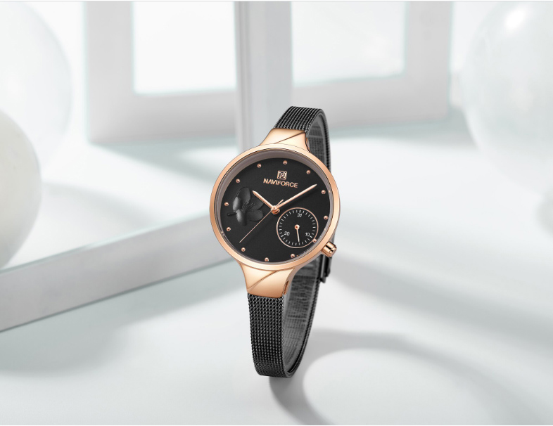 NaviForce NF5001 stylish ladies quartz wrist watch model display