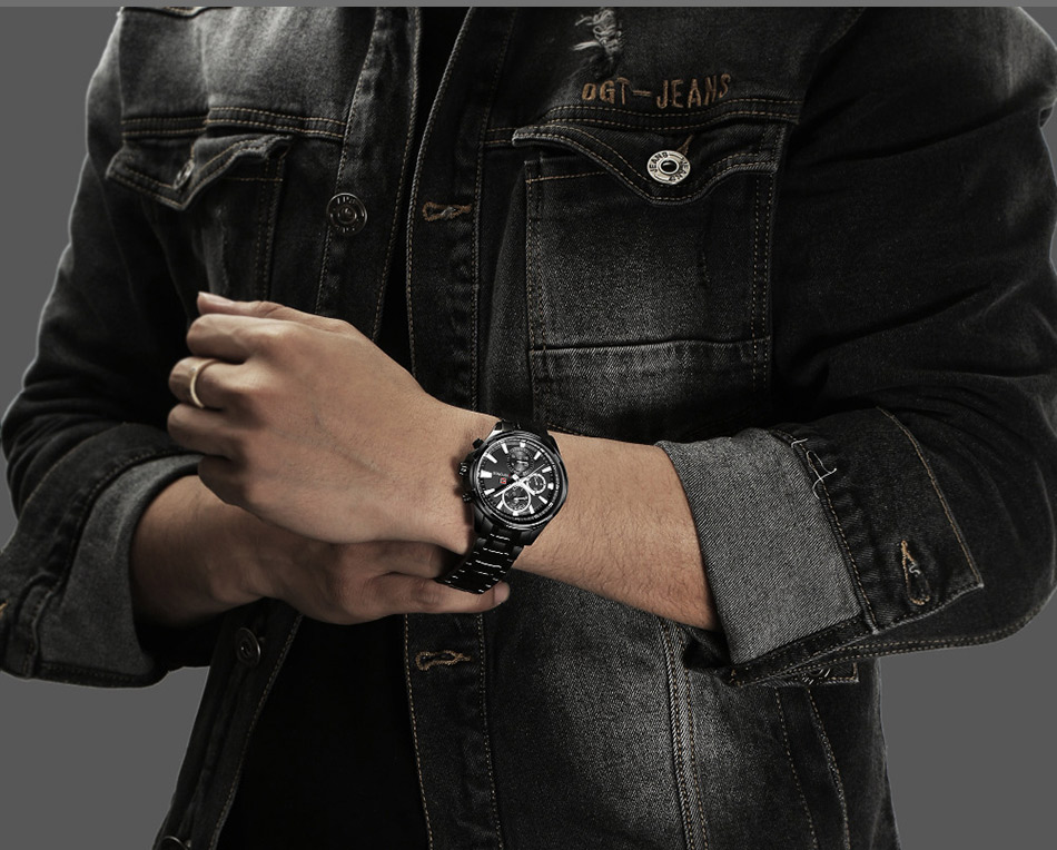 NaviForce-NF9089 men's chronograph watch in black chain photoshoot